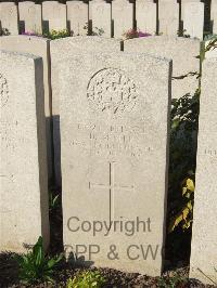 Bethune Town Cemetery - Miller, D