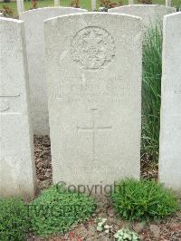 Bethune Town Cemetery - Monteath, Hugh Fraser