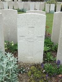 Bethune Town Cemetery - Moore, James William