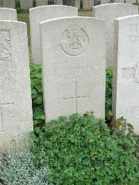 Bethune Town Cemetery - Moorhouse, H