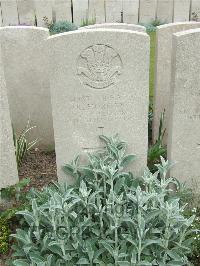 Bethune Town Cemetery - Morgan, R
