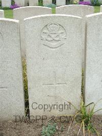 Bethune Town Cemetery - Morrall, H