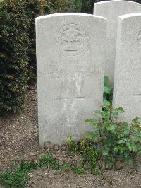 Bethune Town Cemetery - Morris, G