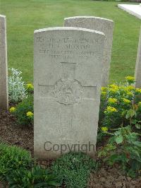 Bethune Town Cemetery - Moxon, Hugh Cecil