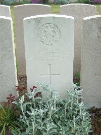 Bethune Town Cemetery - Munn, A