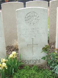 Bethune Town Cemetery - Murphy, Peter