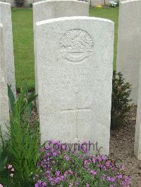 Bethune Town Cemetery - New, H