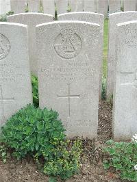 Bethune Town Cemetery - Newcombe, Joseph William