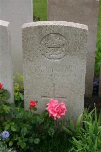 Bethune Town Cemetery - Newman, Ralph Henry