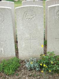 Bethune Town Cemetery - Nicholson, E F