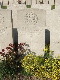 Bethune Town Cemetery - Nottingham, William