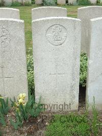Bethune Town Cemetery - Oliver, John