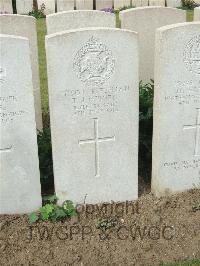 Bethune Town Cemetery - Osborn, Thomas Joseph