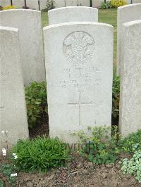 Bethune Town Cemetery - Page, F