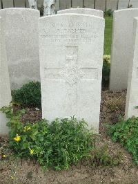 Bethune Town Cemetery - Palmer, Arthur