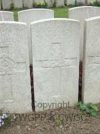 Bethune Town Cemetery - Parker, Walter William