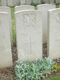Bethune Town Cemetery - Parry, James