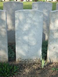 Bethune Town Cemetery - Passiful, Leonard
