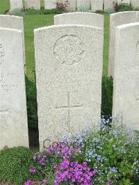 Bethune Town Cemetery - Paton, J