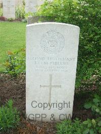 Bethune Town Cemetery - Phillips, J H M