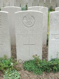 Bethune Town Cemetery - Pittman, F C