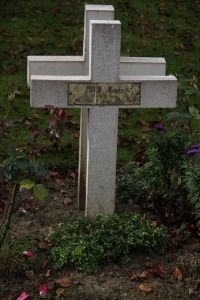 Bethune Town Cemetery - Poullin, Maurice