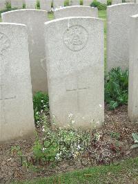 Bethune Town Cemetery - Powles, Henry