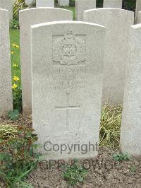 Bethune Town Cemetery - Pretty, Donald
