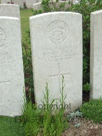 Bethune Town Cemetery - Price, Morris