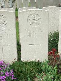 Bethune Town Cemetery - Proderick, W G