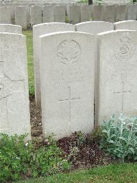 Bethune Town Cemetery - Ramsden, R
