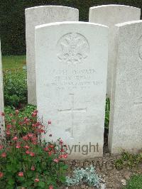 Bethune Town Cemetery - Reed, Selby