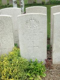 Bethune Town Cemetery - Reid, Richard Thomson