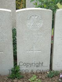 Bethune Town Cemetery - Rennie, Norman