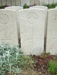 Bethune Town Cemetery - Ribbins, G