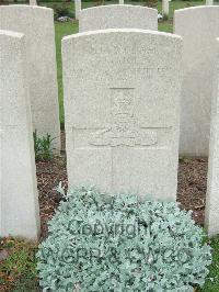 Bethune Town Cemetery - Rice, S