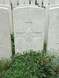 Bethune Town Cemetery - Richardson, Frederick John
