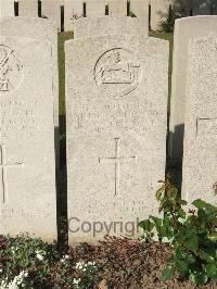 Bethune Town Cemetery - Richardson, William Charles