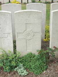 Bethune Town Cemetery - Riley, Francis Arthur