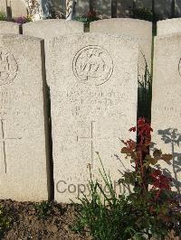 Bethune Town Cemetery - Rogers, William Reginald