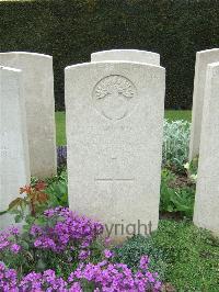 Bethune Town Cemetery - Rout, Robert James
