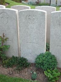 Bethune Town Cemetery - Saunders, W