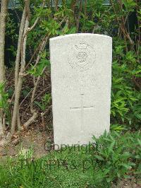 Bethune Town Cemetery - Shaw, William Henry