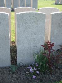 Bethune Town Cemetery - Shields, James