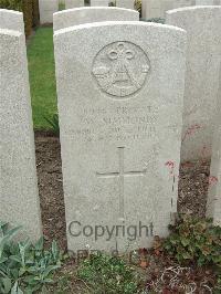 Bethune Town Cemetery - Simmonds, W