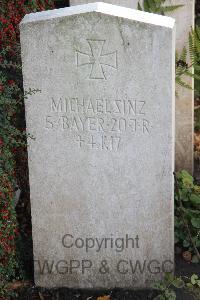 Bethune Town Cemetery - Sinz, Michael