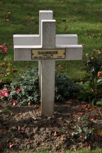 Bethune Town Cemetery - Slagumilder, Leon