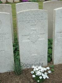 Bethune Town Cemetery - Slocombe, Thomas Henry Lloyd