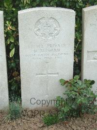 Bethune Town Cemetery - Sloman, Harold