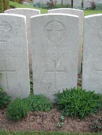 Bethune Town Cemetery - Smith, F